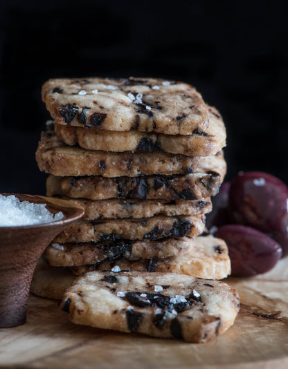 Olive Scourtin Savory Biscuit-6oz