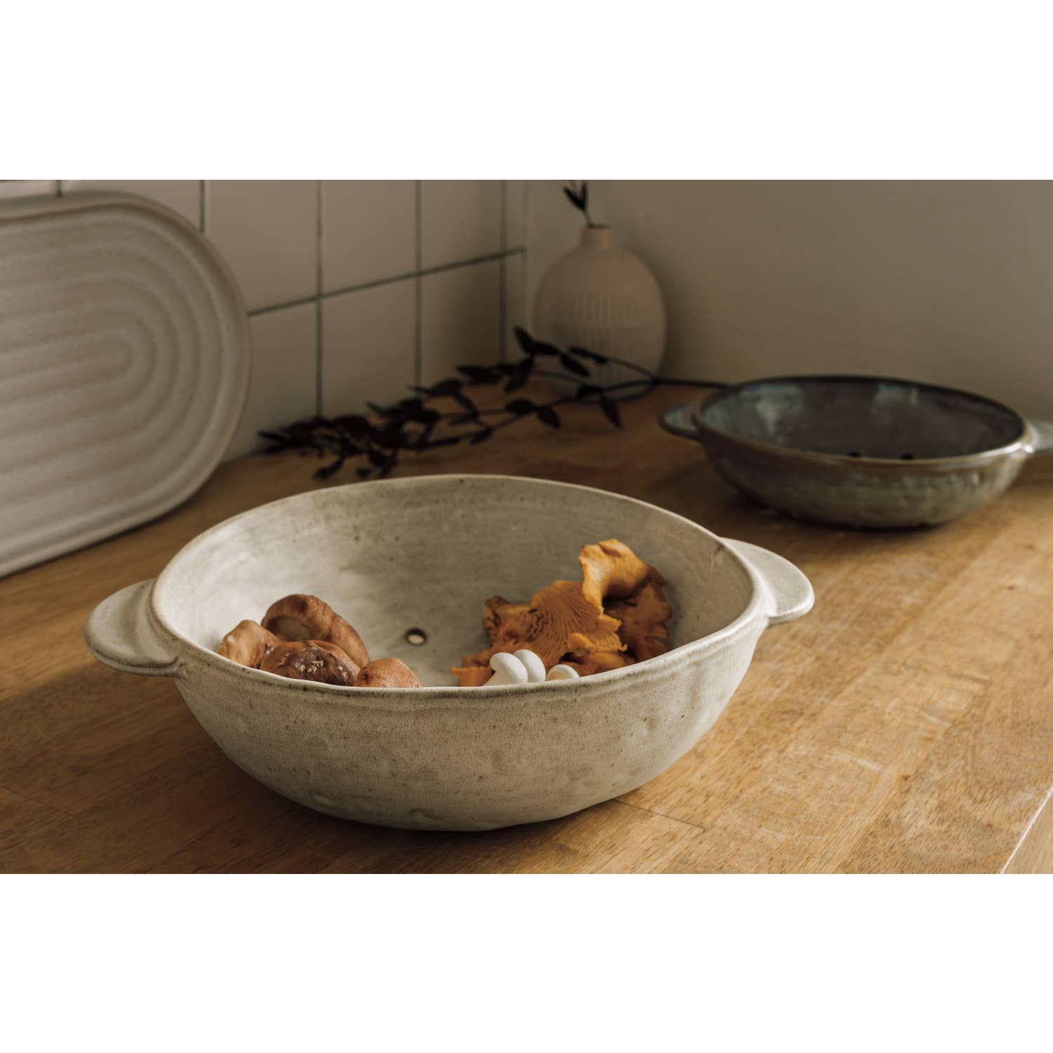 Ivory Stoneware Fruit Bowl 9 inch
