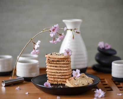 Black &amp; White Sesame Savory Biscuit-6oz