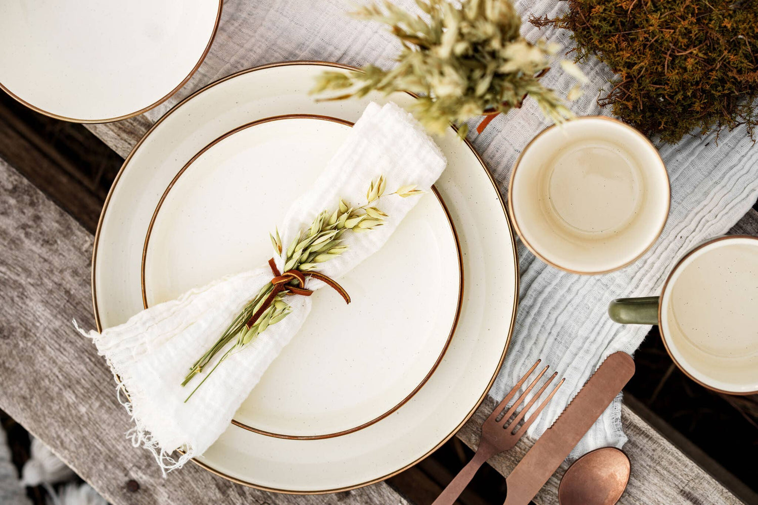 Enamel 2-Tone Salad Plate Set