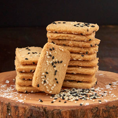 Black &amp; White Sesame Savory Biscuit-6oz